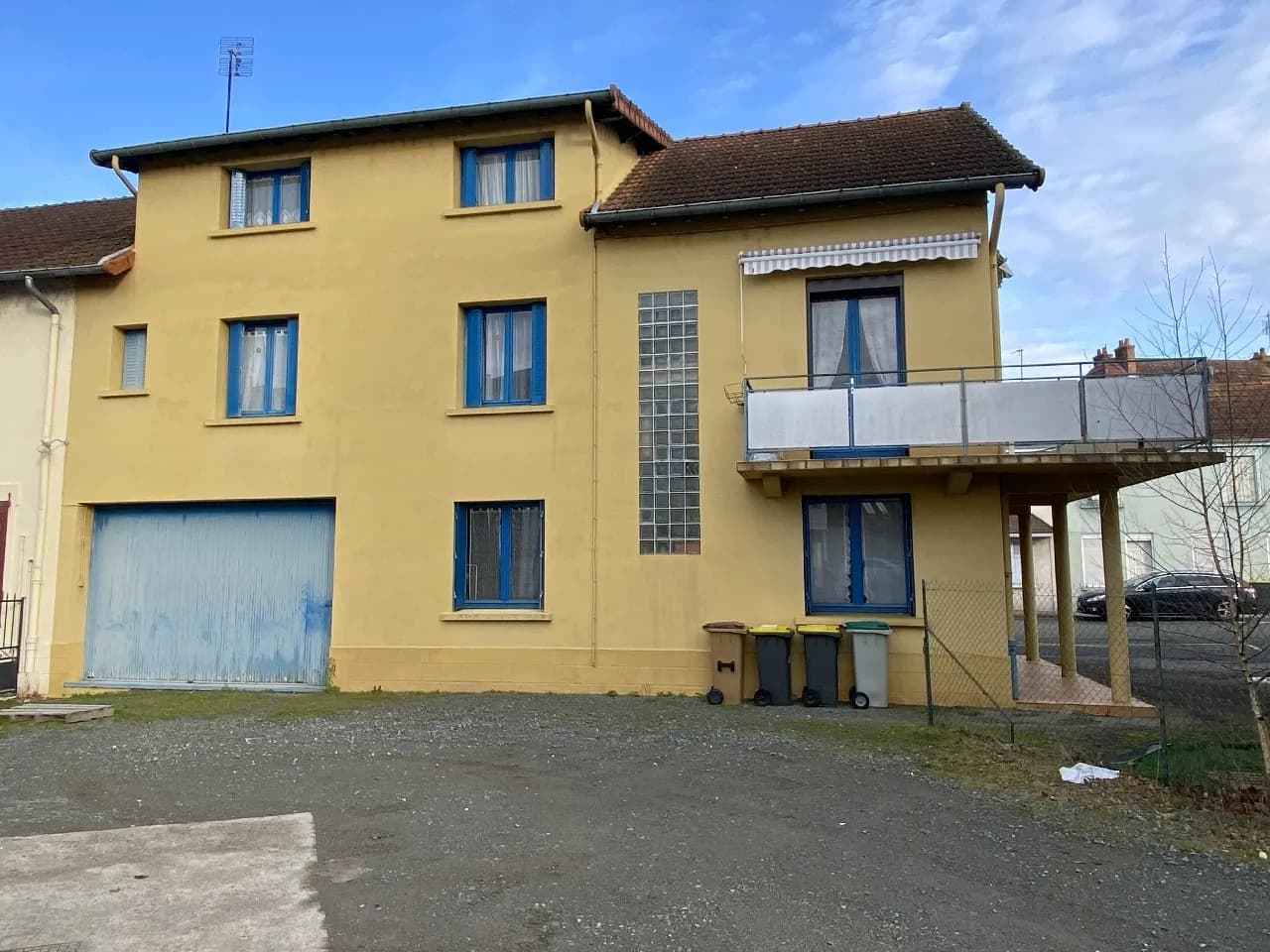 Immeuble 220 m² - Photo 1