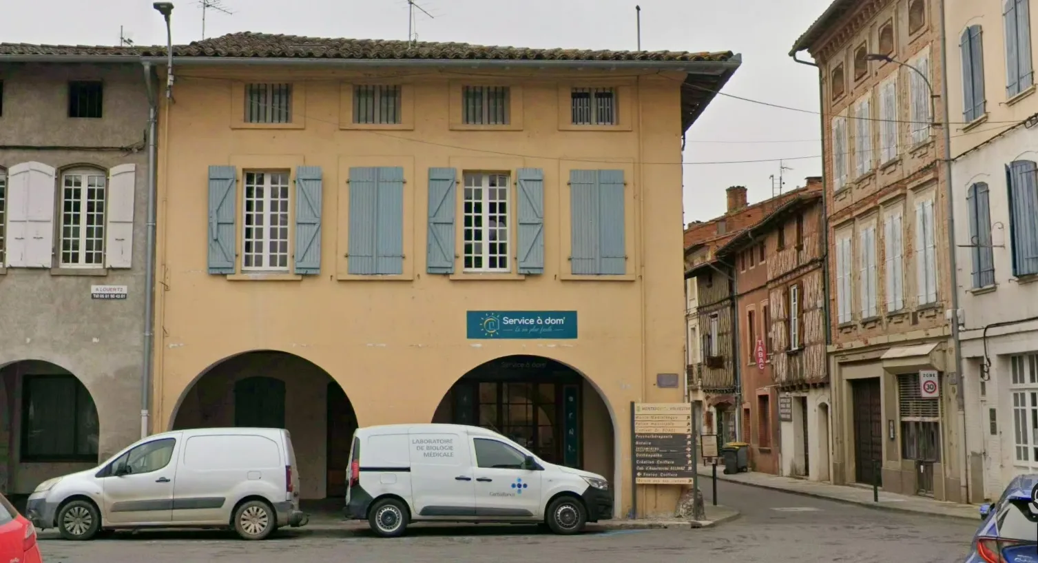 Immeuble 301 m² - Photo 1