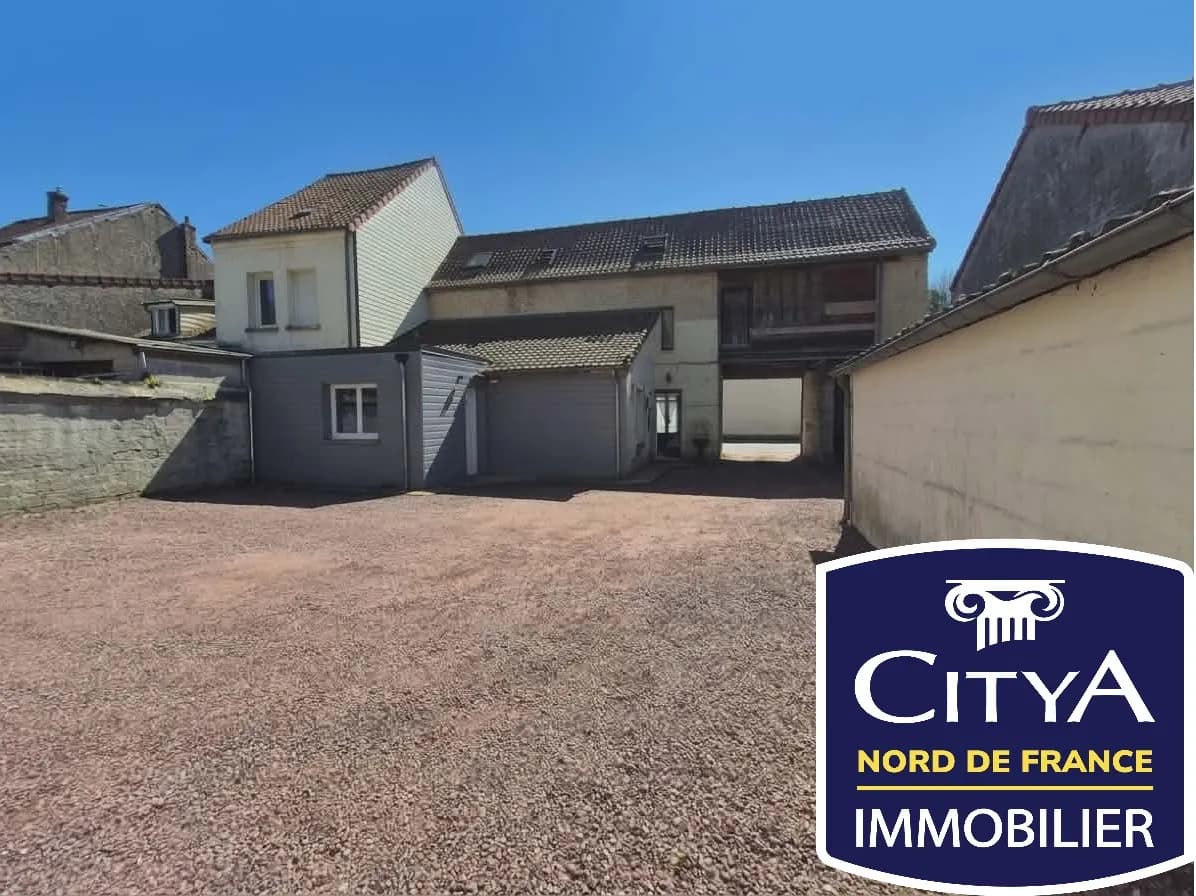 Immeuble 67 m² - Photo 1