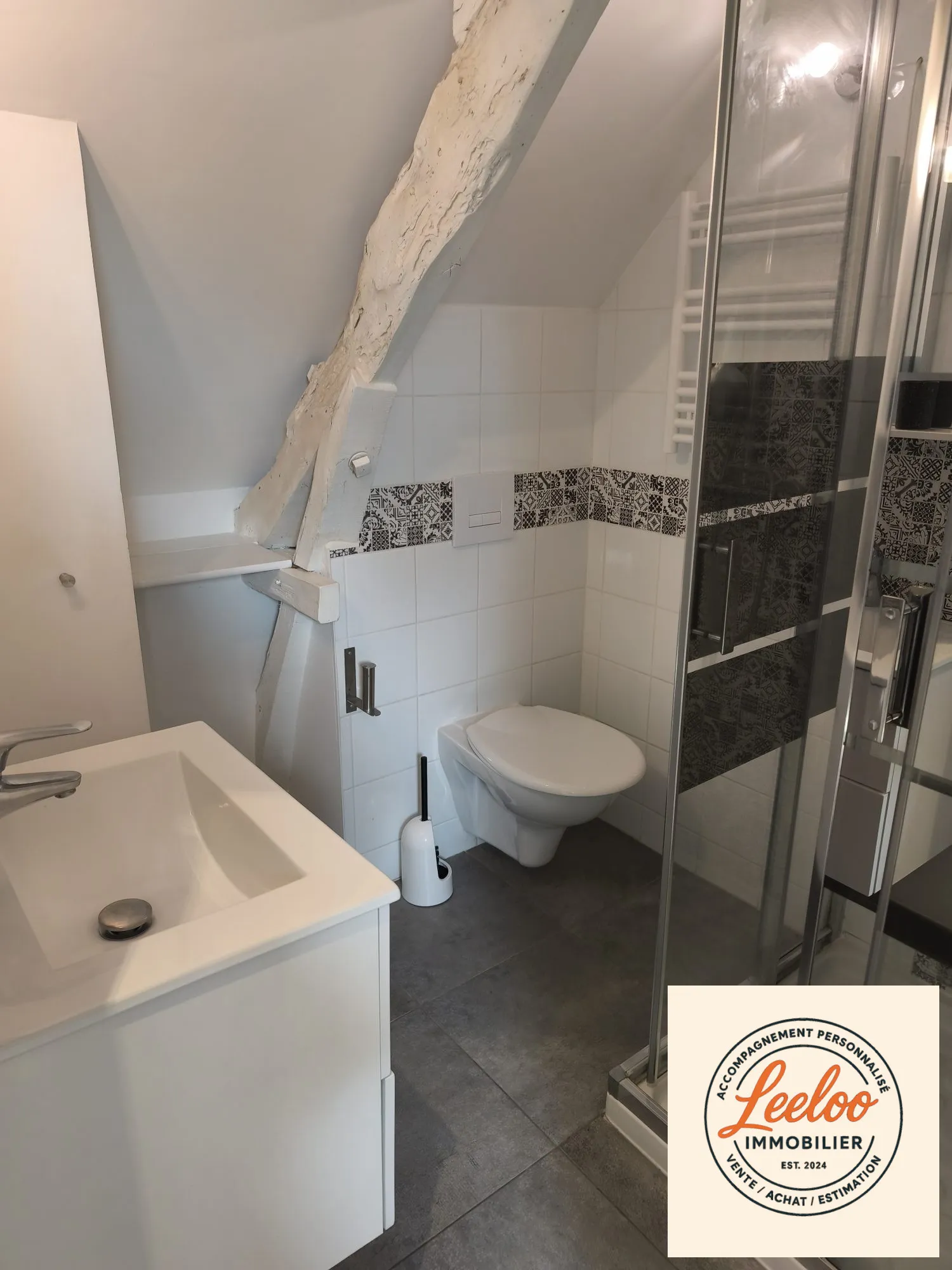 Immeuble de rapport 93 m² - Photo 1