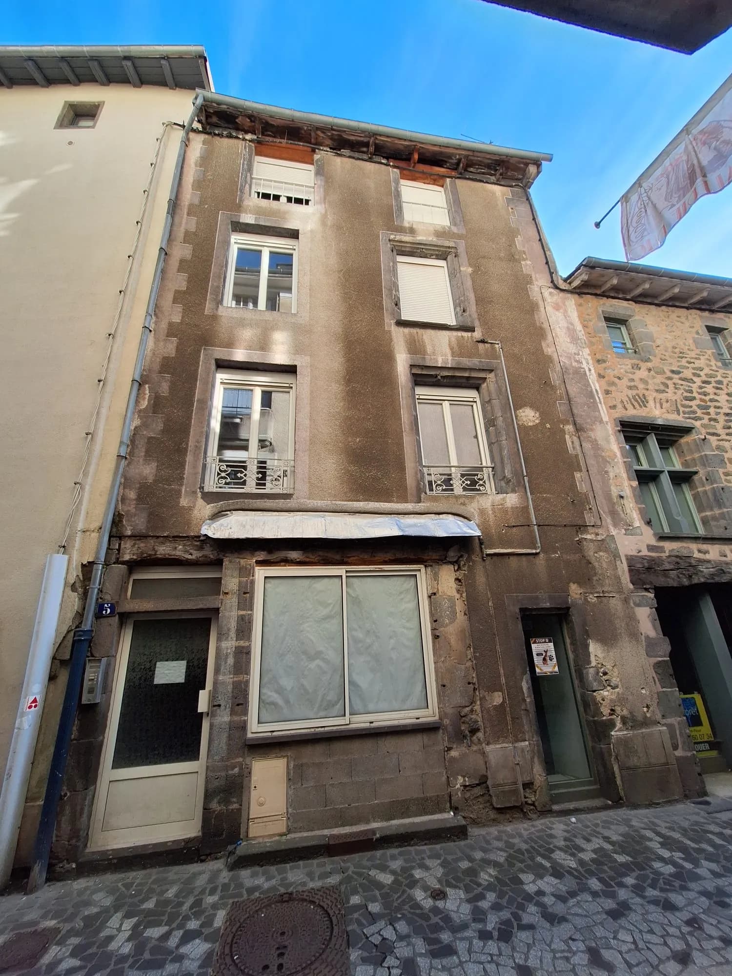 Immeuble de rapport 97 m² - Photo 1
