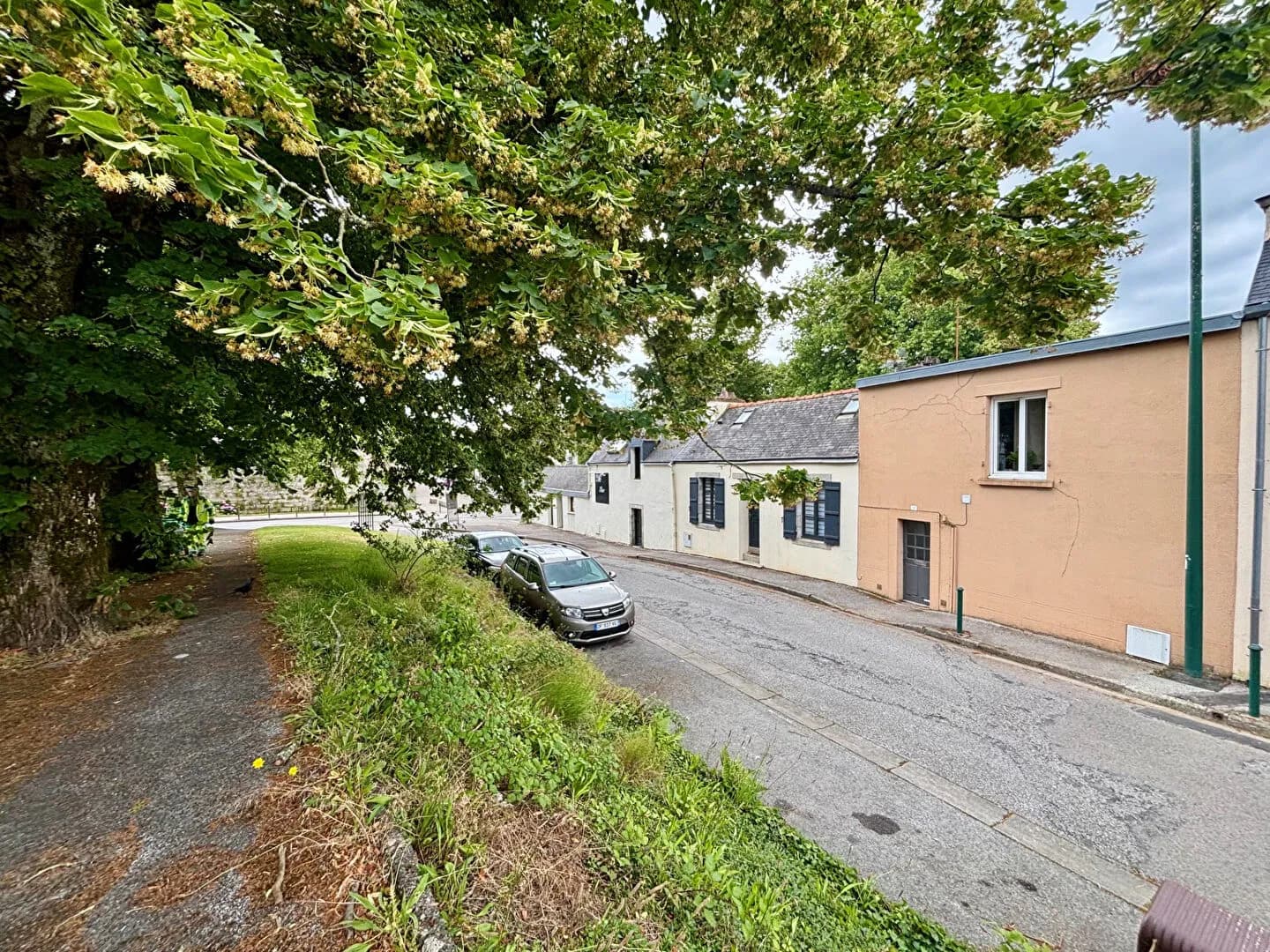 Immeuble 90 m² - Photo 1