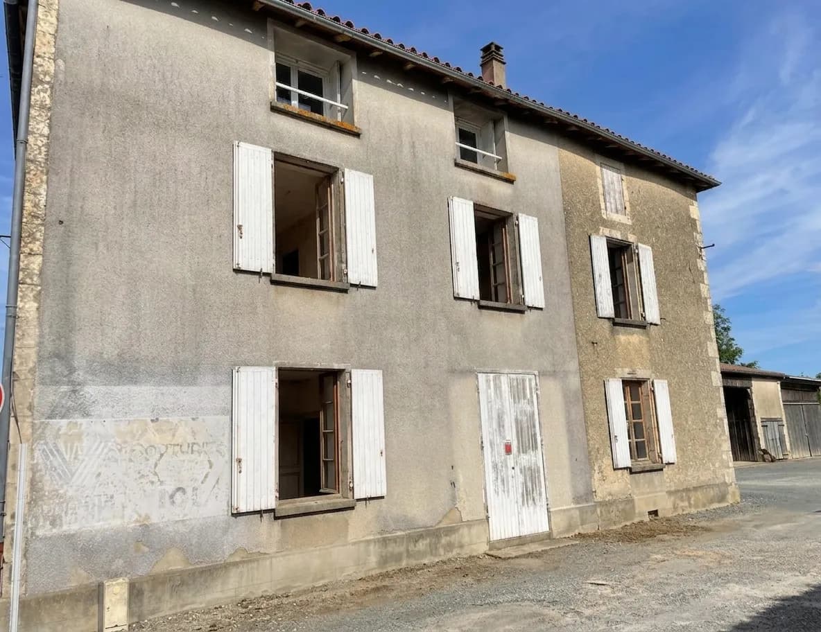 Immeuble 251 m² - Photo 1