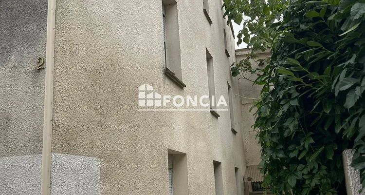 Immeuble 150 m² - Photo 1
