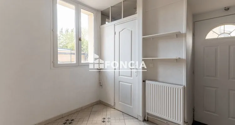 Immeuble - Photo 1