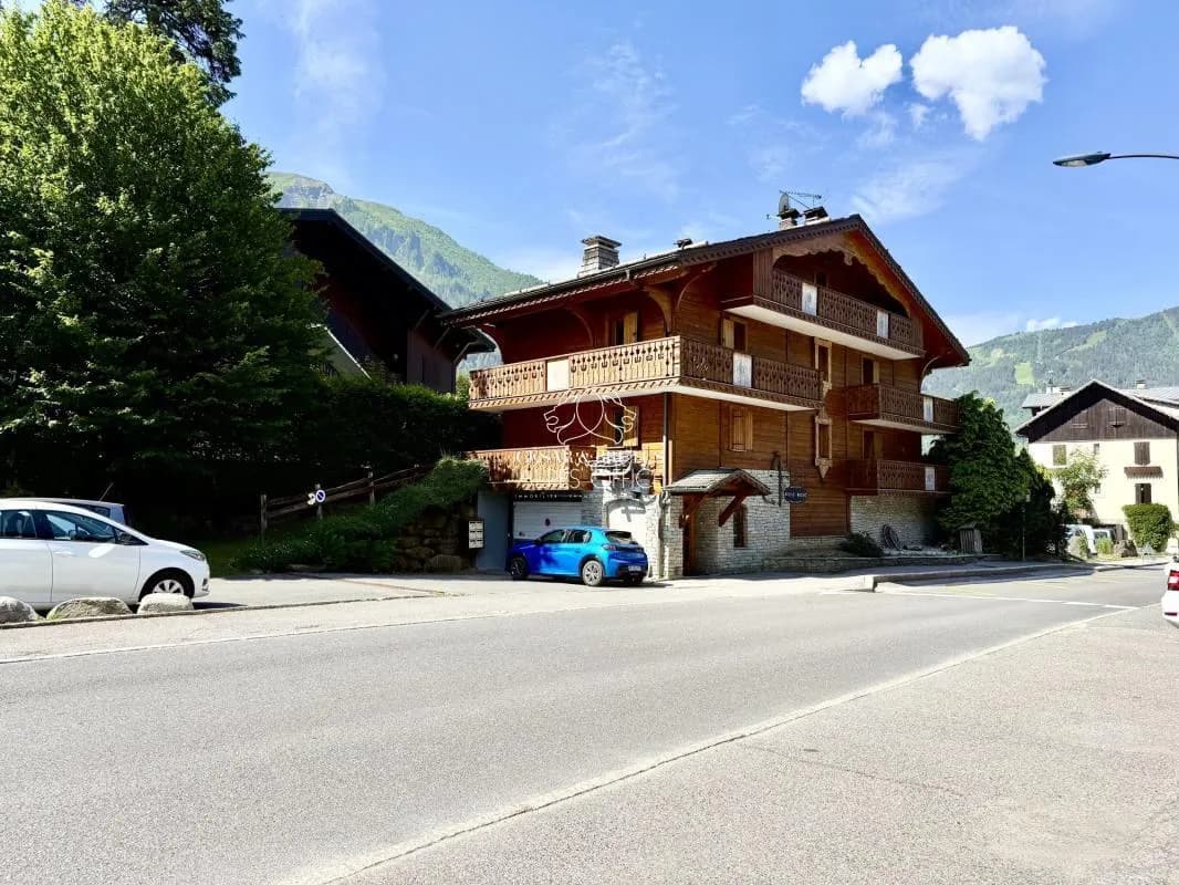 Vends immeuble - 200 m² - Les Houches 74310 - Photo 1