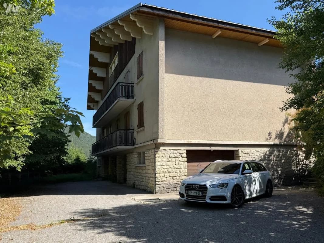 Vends immeuble - 364 m² - Villard-de-Lans 38250 - Photo 1
