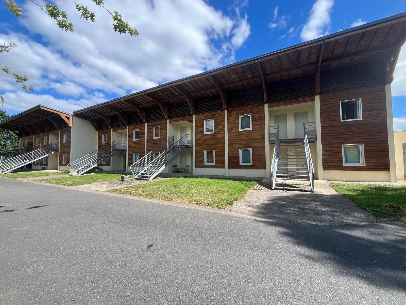 Vends immeuble - 750m² - Photo 1