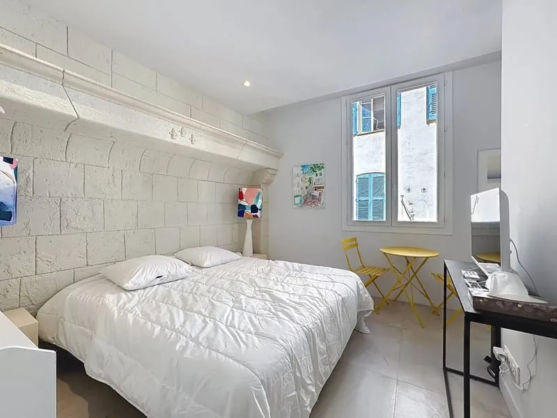 Cannes Immeuble 4 Studios Rénovés - Photo 1