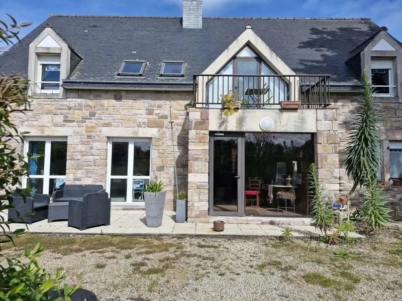 Immeuble en grès d'Erquy pour activité de 10 gîtes - Photo 1