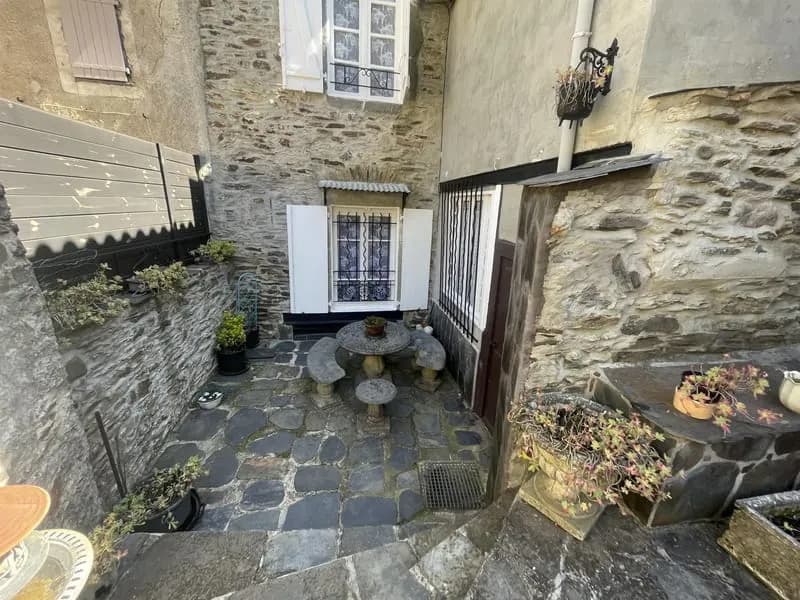 Vallée Borgne, ensemble immobilier de 4 appartements avec cour et terrain non attenant - Photo 1