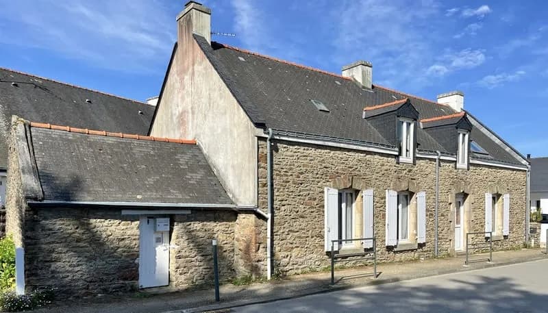 LE BONO, exclusivité MOCQUARD immobilier .Découvrez cet ensemble immobilier plein de charme, idéal pour un inv - Photo 1