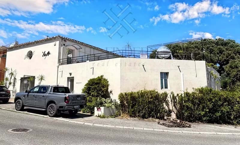 Espace modulable 350 m² combinant vie et affaires - Photo 1