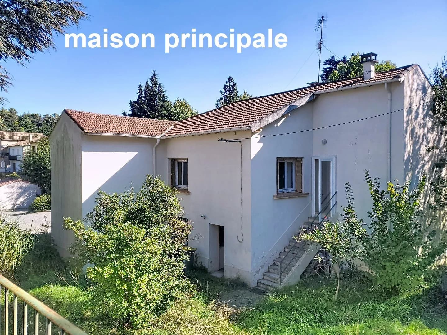 Ensemble immobilier composé de 2 bâtisses - Photo 1