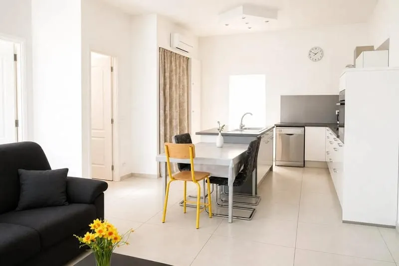 Ensemble immobilier loué à Wittenheim, 9 pièces - Photo 1