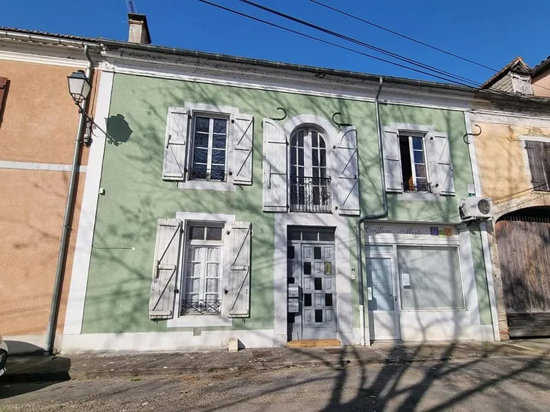 Immeuble De Rapport Centre Maubourguet - Photo 1