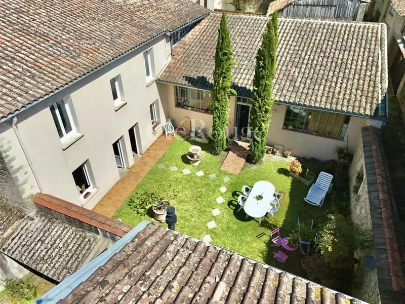 Au coeur de Monségur - Bel ensemble immobilier de caractère - Photo 1