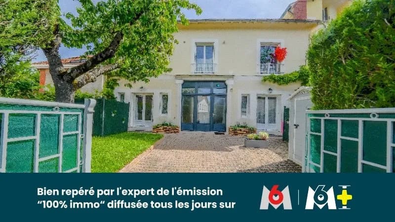 Immeuble de 165 m² - Photo 1