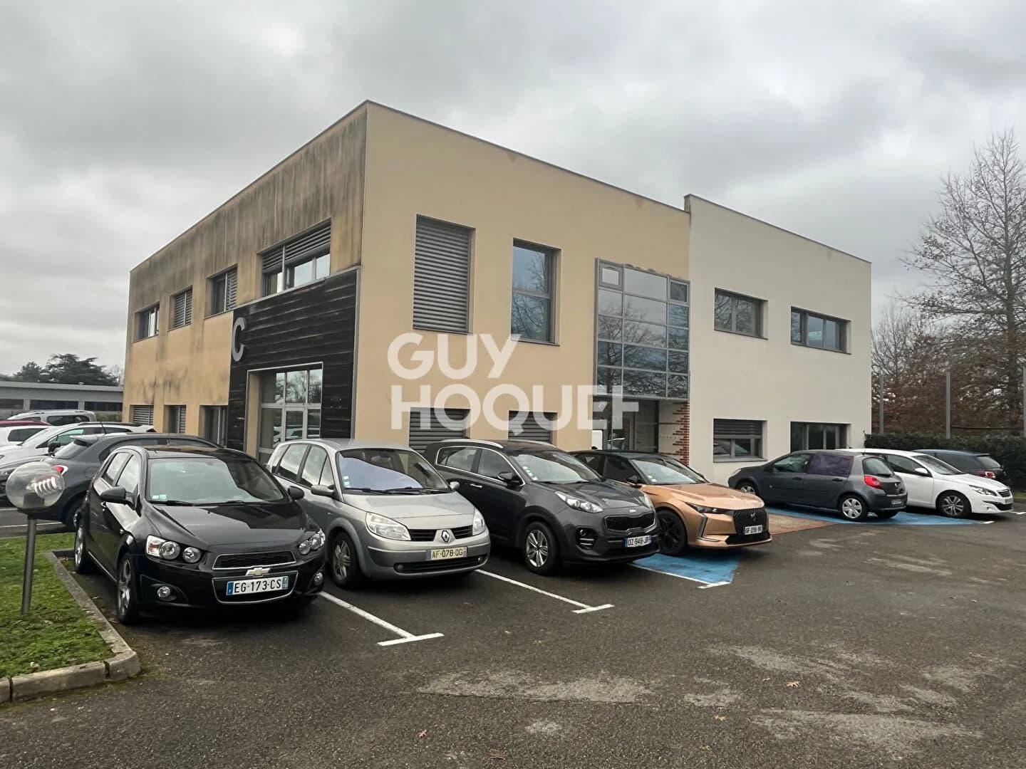 Immeuble de bureaux Bourg En Bresse - Photo 1