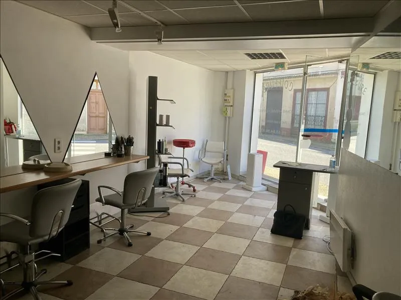 Immeuble 102 m² - Photo 1