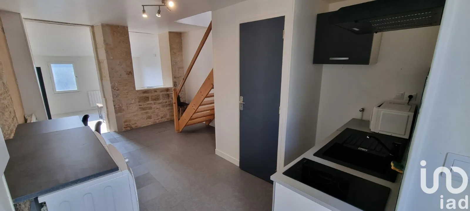 Immeuble 97 m² - Photo 1