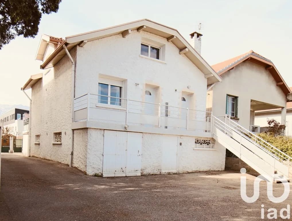 Immeuble 171 m² - Photo 1