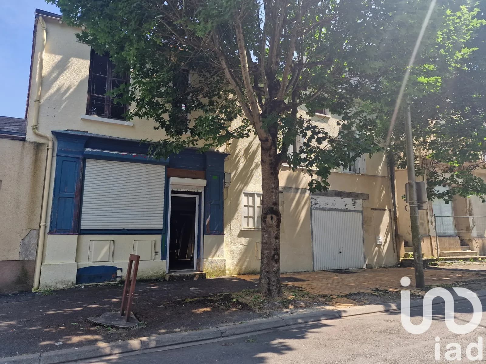 Immeuble 190 m² - Photo 1