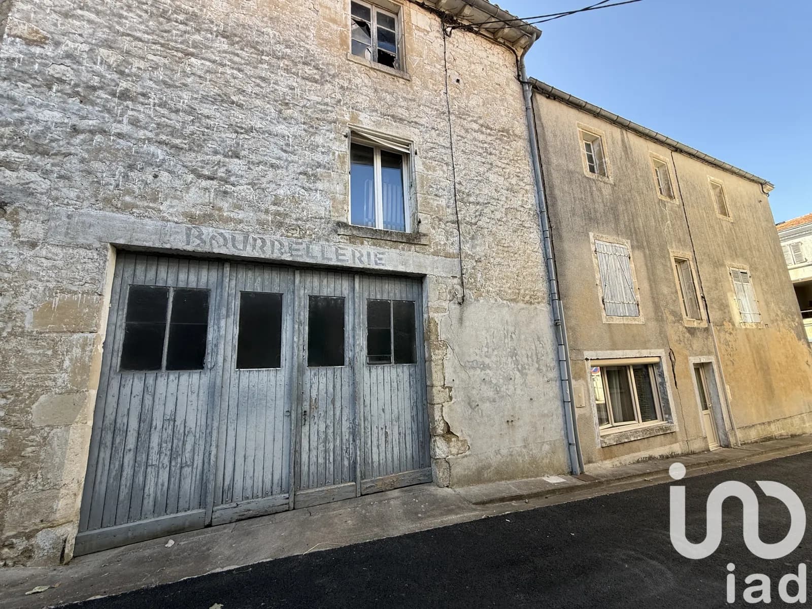 Immeuble 134 m² - Photo 1