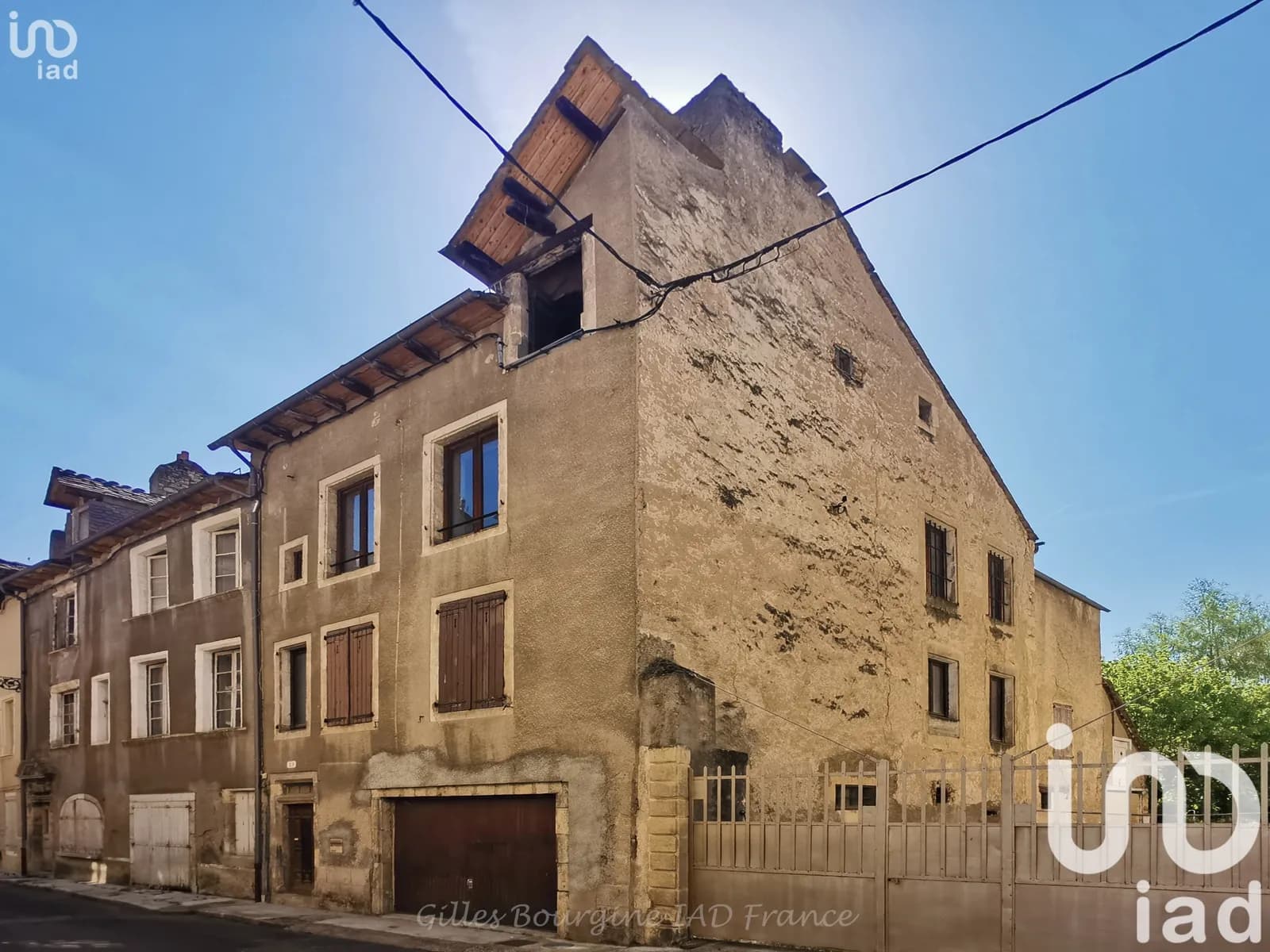Immeuble 250 m² - Photo 1