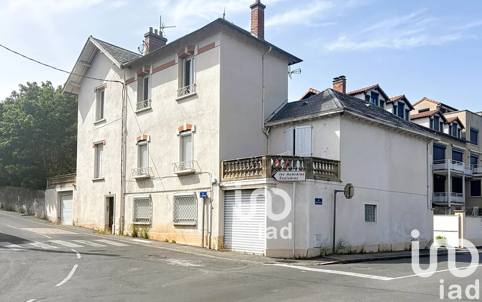 Immeuble 237 m² - Photo 1
