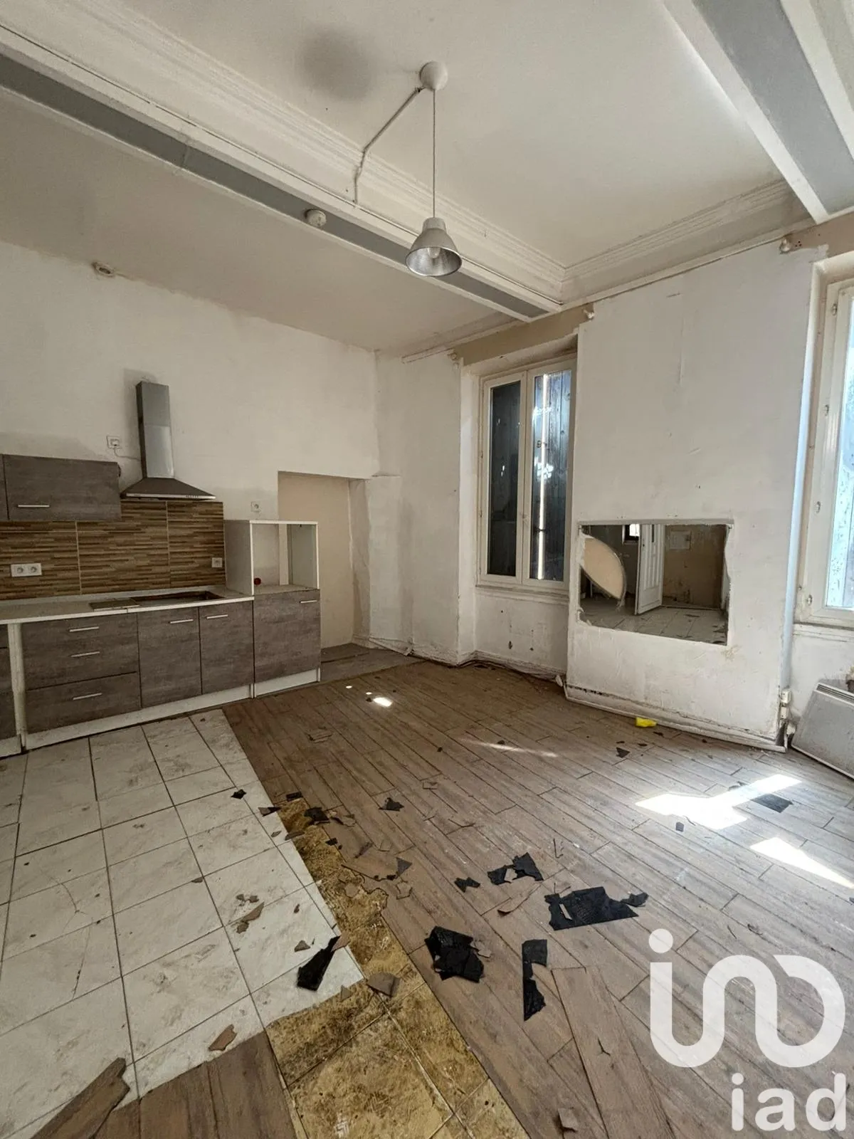 Immeuble 93 m² - Photo 1
