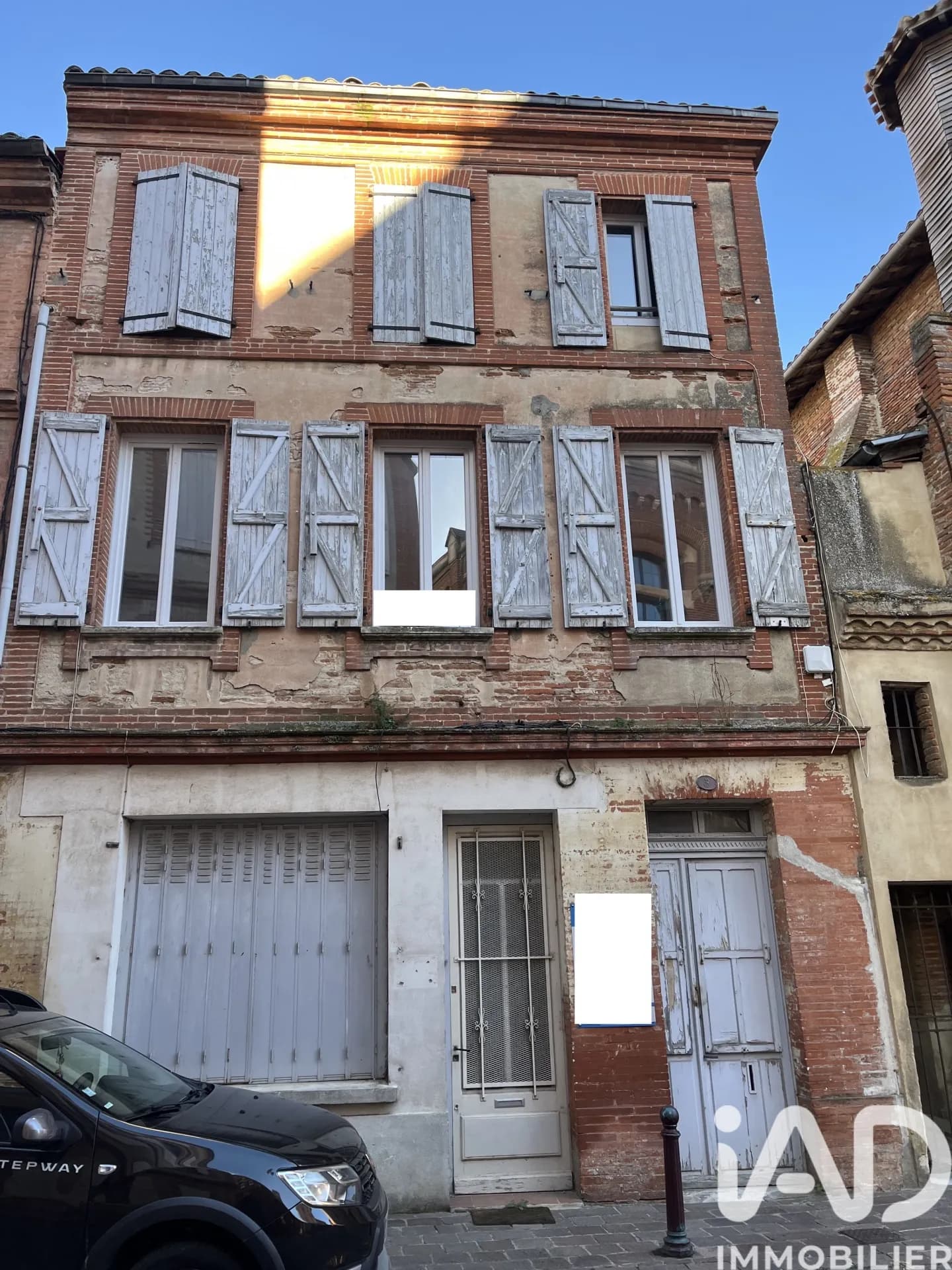Immeuble 200 m² - Photo 1
