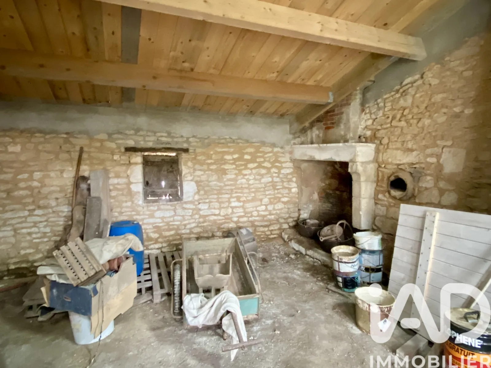 Immeuble 216 m² - Photo 1