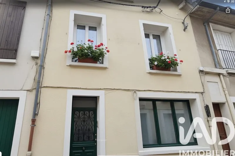 Immeuble 77 m² - Photo 1