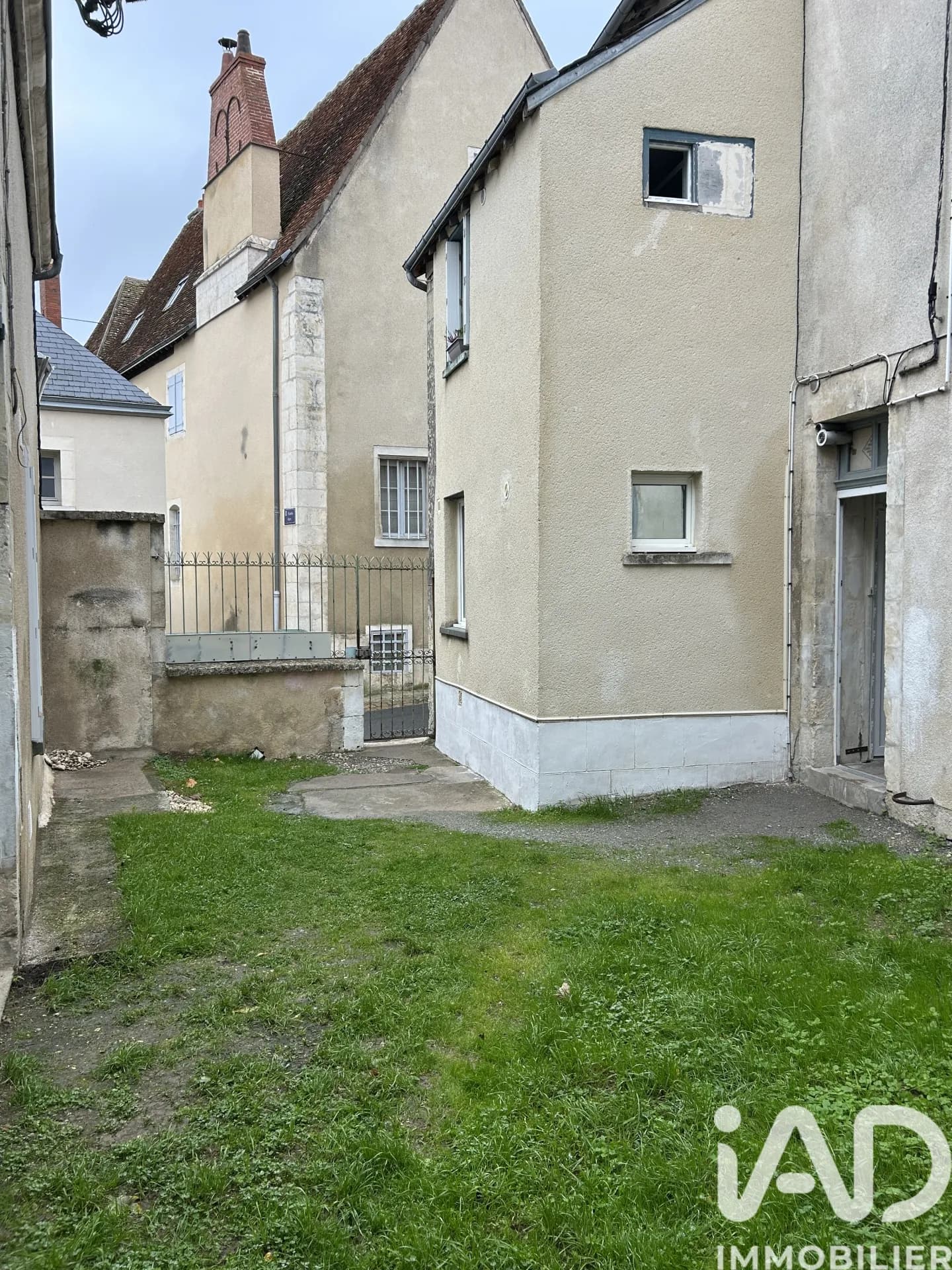 Immeuble de rapport 233 m² - Photo 1