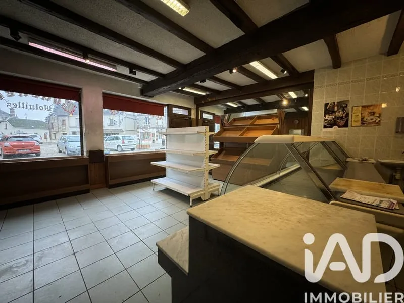 Immeuble 70 m² - Photo 1