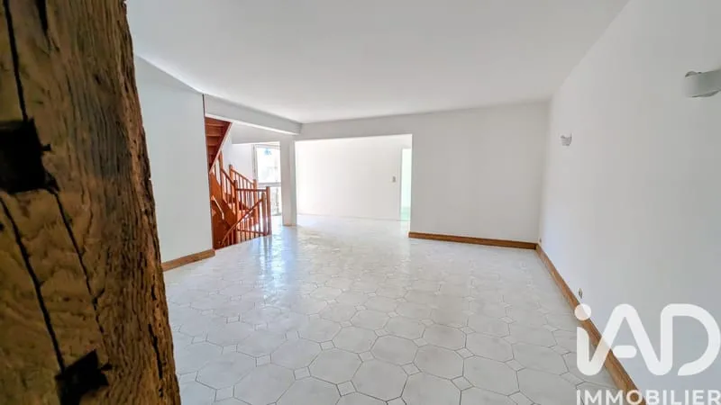 Immeuble de rapport 9 pièces 248 m² - Photo 1