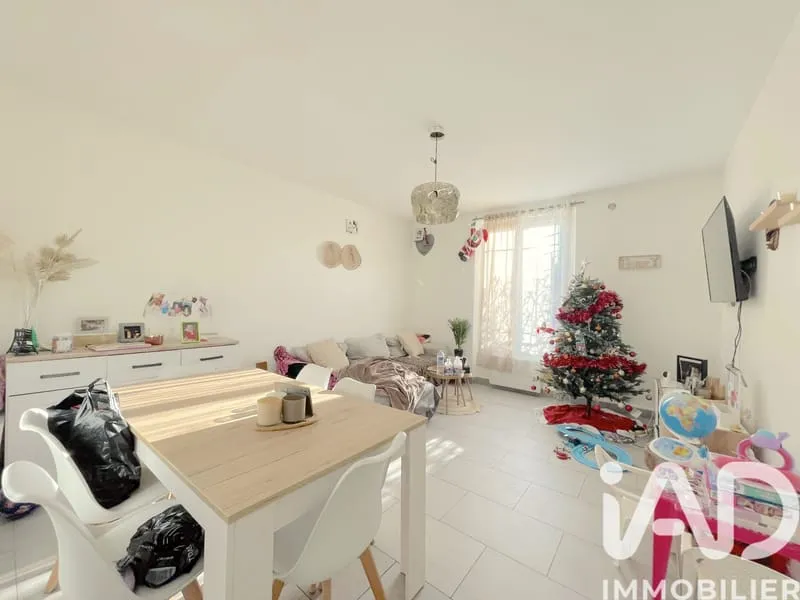 Immeuble 190 m² - Photo 1