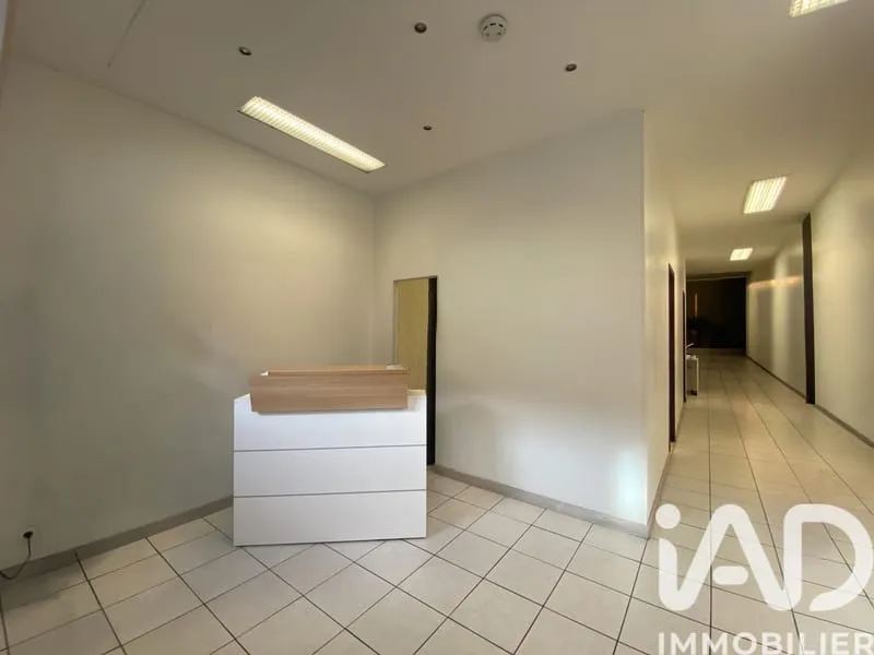 Immeuble 131 m² - Photo 1