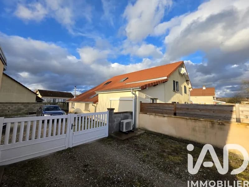 Immeuble de rapport 210 m² - Photo 1