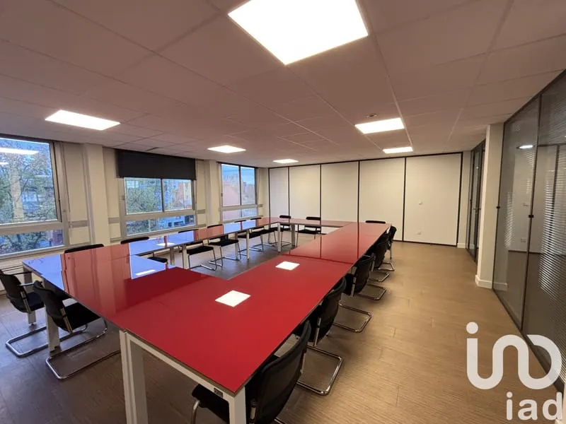 Immeuble 1368 m² - Photo 1