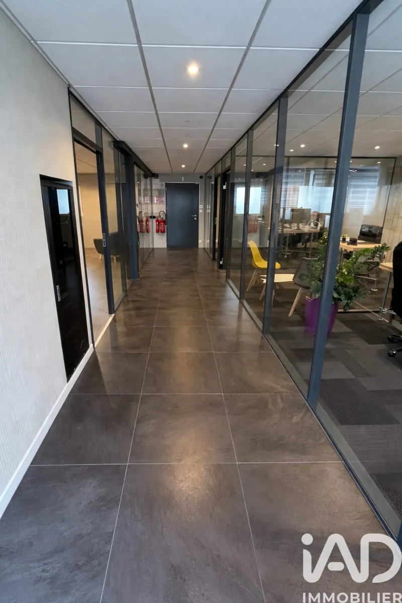 Immeuble 210 m² - Photo 1