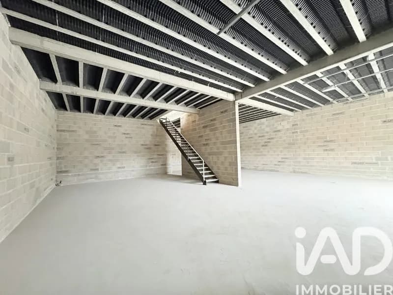Immeuble 286 m² - Photo 1