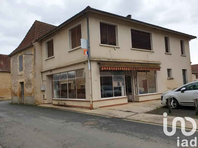 Immeuble 134 m² - Photo 1