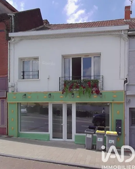 Immeuble 250 m² - Photo 1
