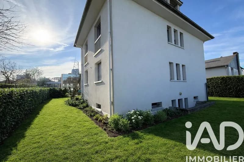 Immeuble 285 m² - Photo 1