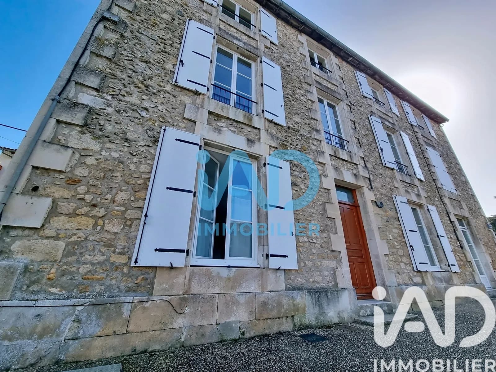 Immeuble 329 m² - Photo 1