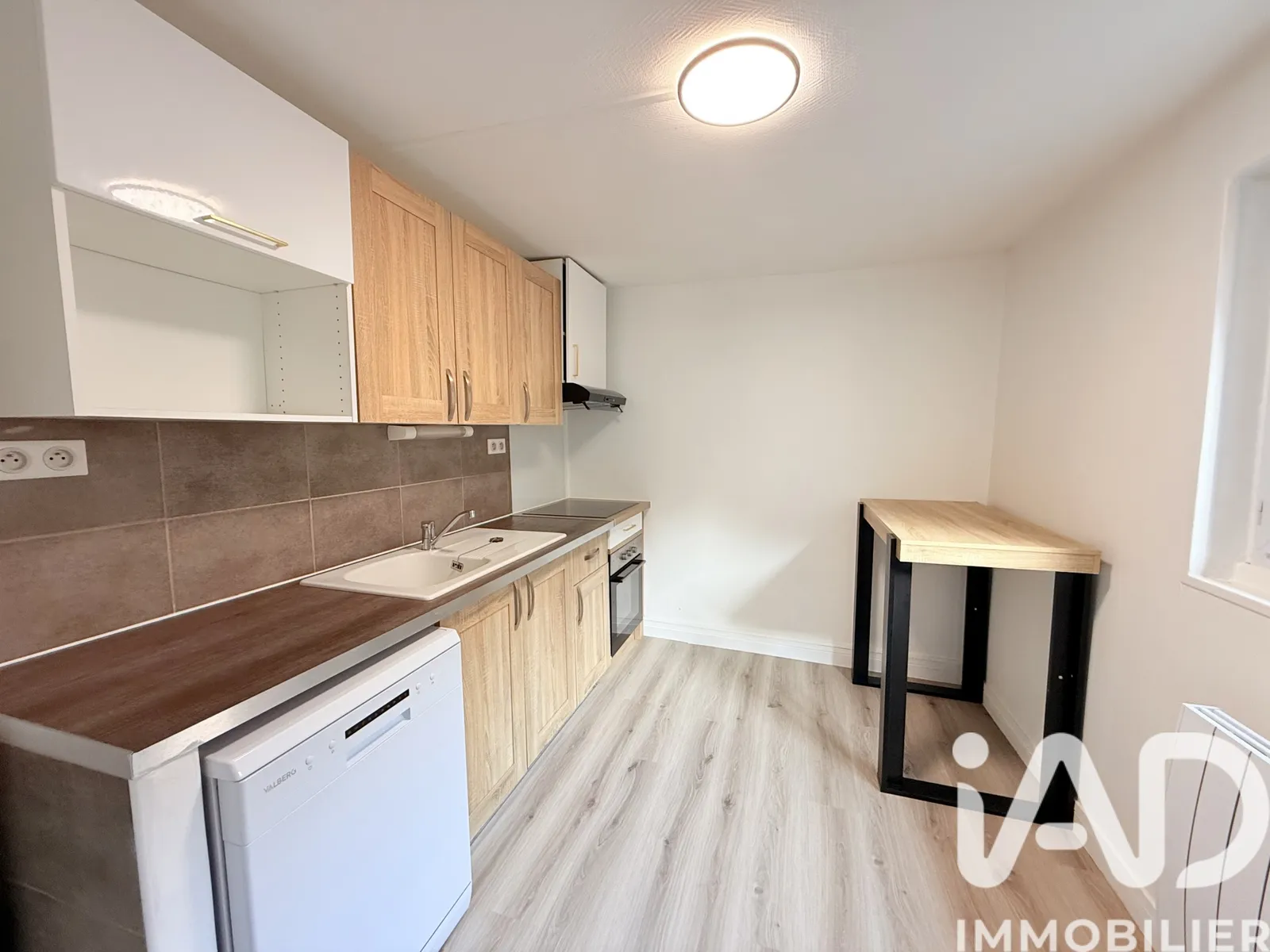 Immeuble 99 m² - Photo 1