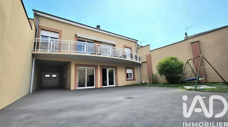 Immeuble 260 m² - Photo 1