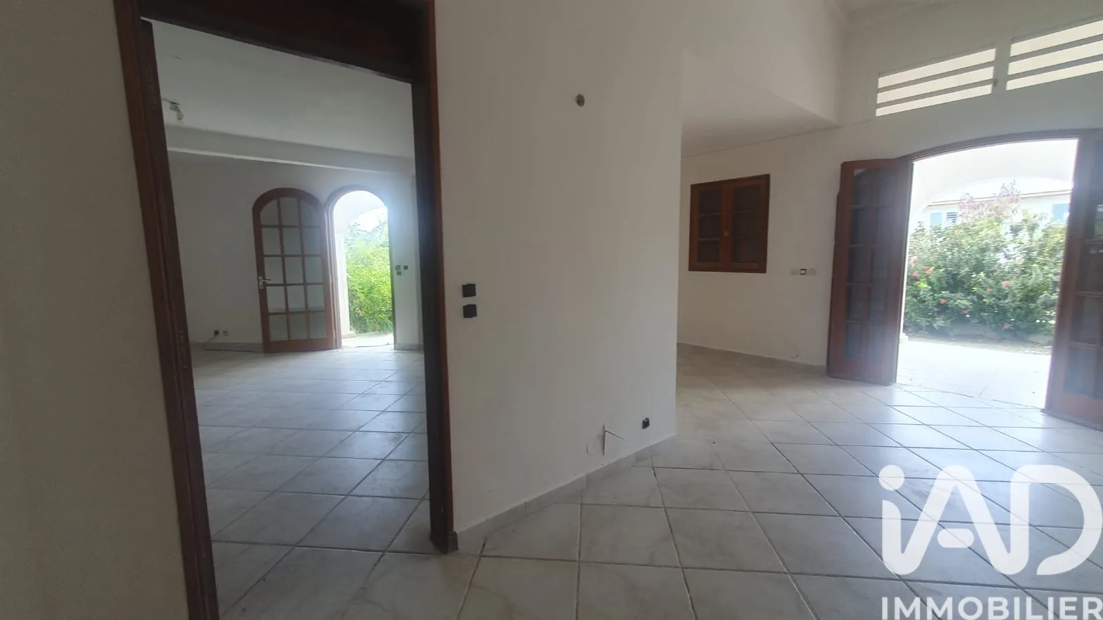 Immeuble de rapport 233 m² - Photo 1